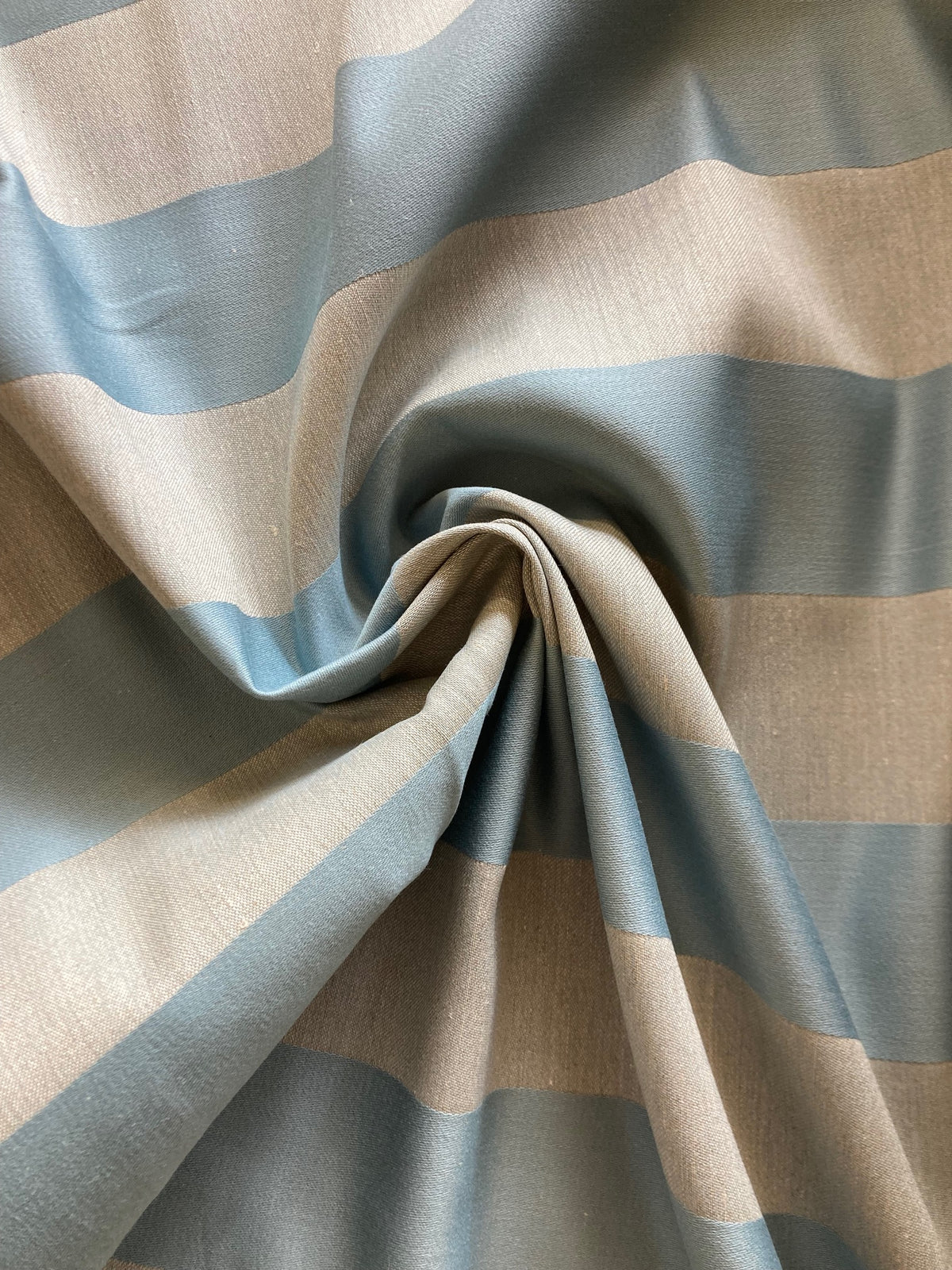 Linen and Cotton Reversible Stripe in Blue